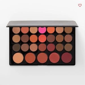 BH Cosmetics blushed neutrals 26 eyeshadow palette